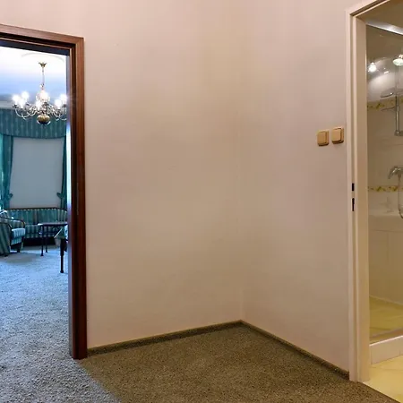 Boucek 4* Kromeriz