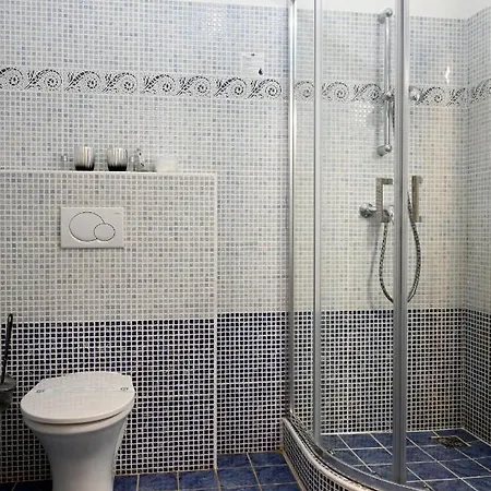 Ξενοδοχείο Boucek 4*