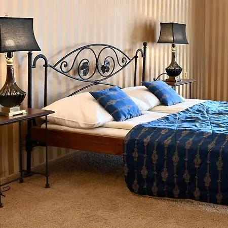 Boucek Hotel 4*