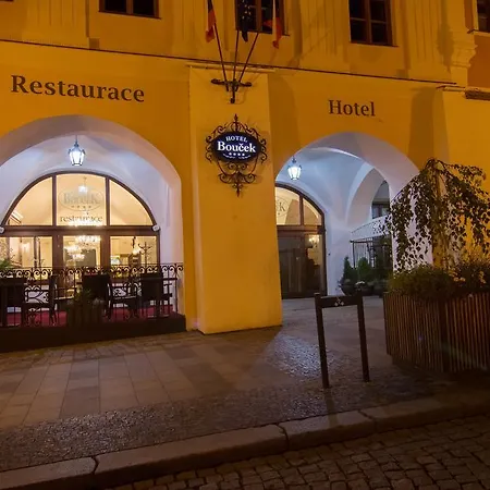 Boucek Hotel