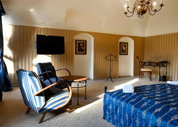Hotell Boucek 4*